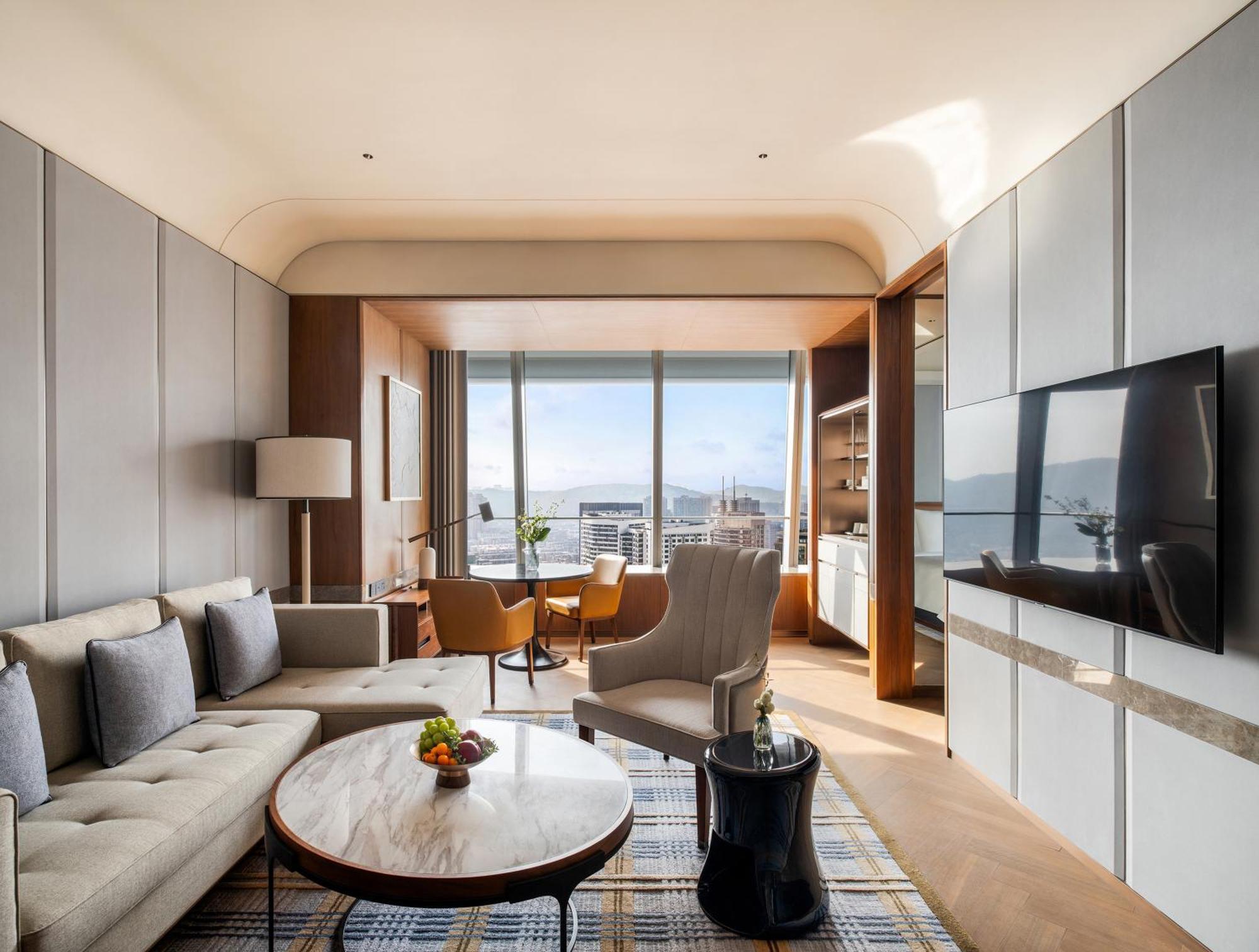 Four Seasons Hotel Далиен Екстериор снимка
